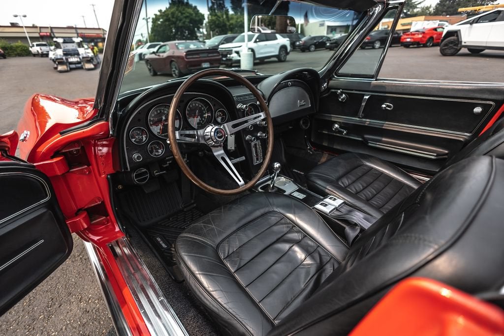 1966 Chevrolet CORVETTE Base