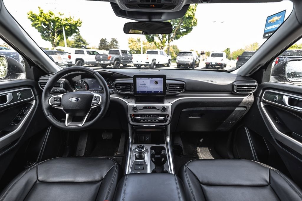 2024 Ford Explorer XLT