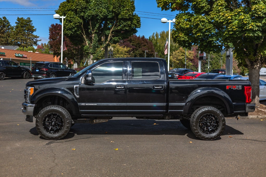 2017 Ford Super Duty F-350 SRW Platinum