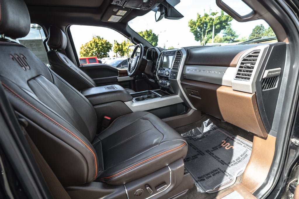 2017 Ford Super Duty F-350 SRW Platinum