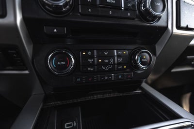 2017 Ford Super Duty F-350 DRW XLT