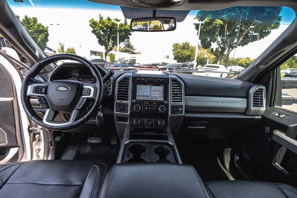 2017 Ford Super Duty F-350 DRW XLT