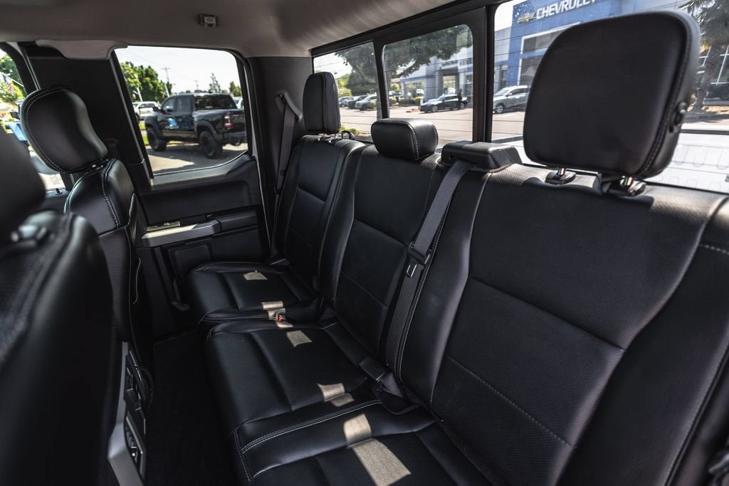 2017 Ford Super Duty F-350 DRW XLT
