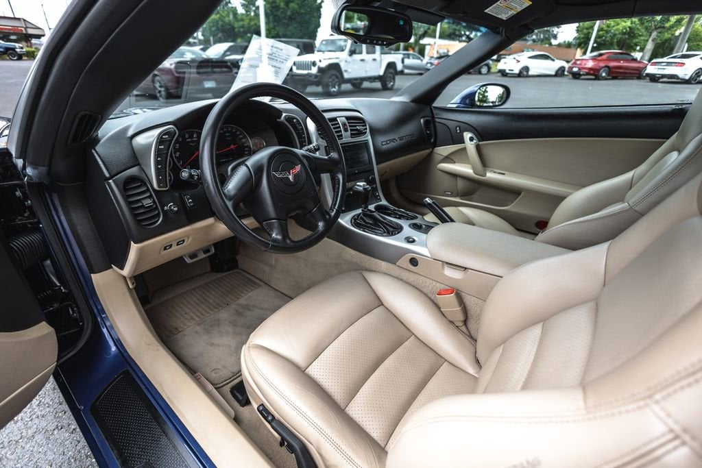 2005 Chevrolet Corvette Base