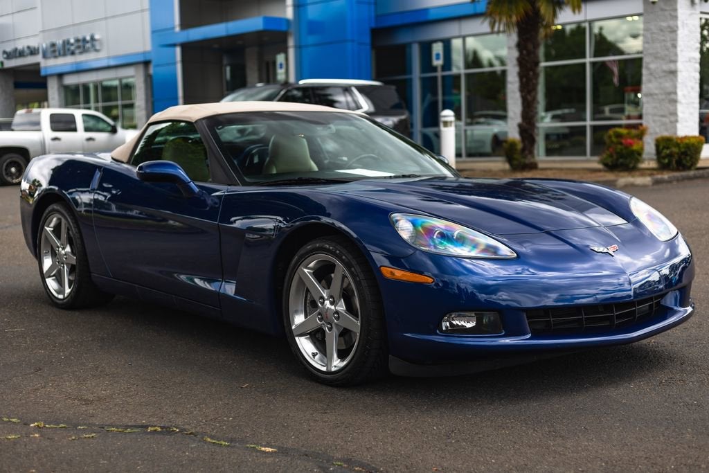 2005 Chevrolet Corvette Base
