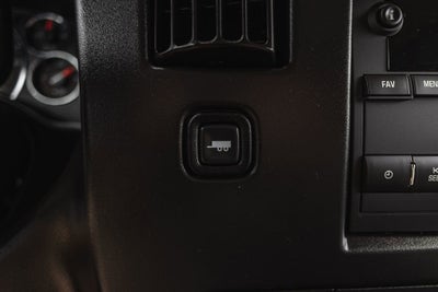 2025 Chevrolet Express Passenger 1LT