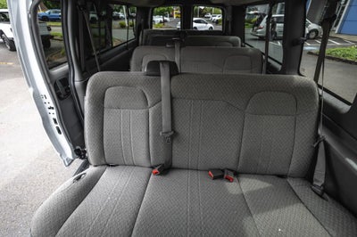 2025 Chevrolet Express Passenger 1LT
