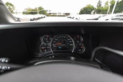2025 Chevrolet Express Passenger 1LT