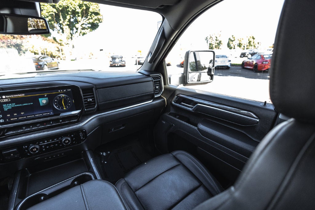 2025 Chevrolet Silverado 3500 HD LTZ DRW