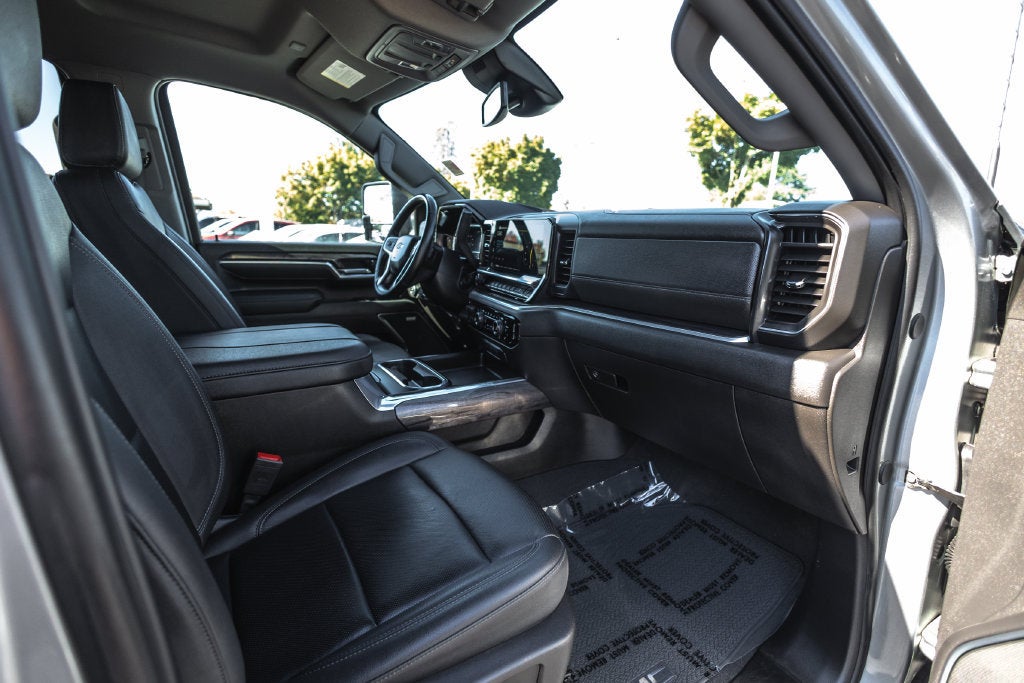 2025 Chevrolet Silverado 3500 HD LTZ DRW