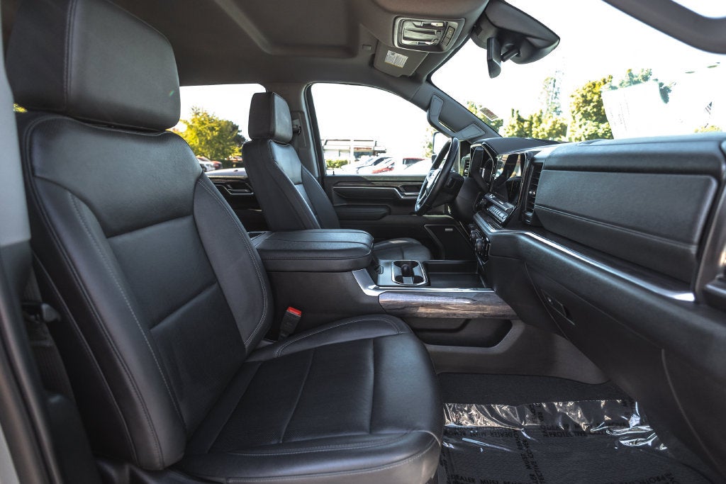 2025 Chevrolet Silverado 3500 HD LTZ DRW