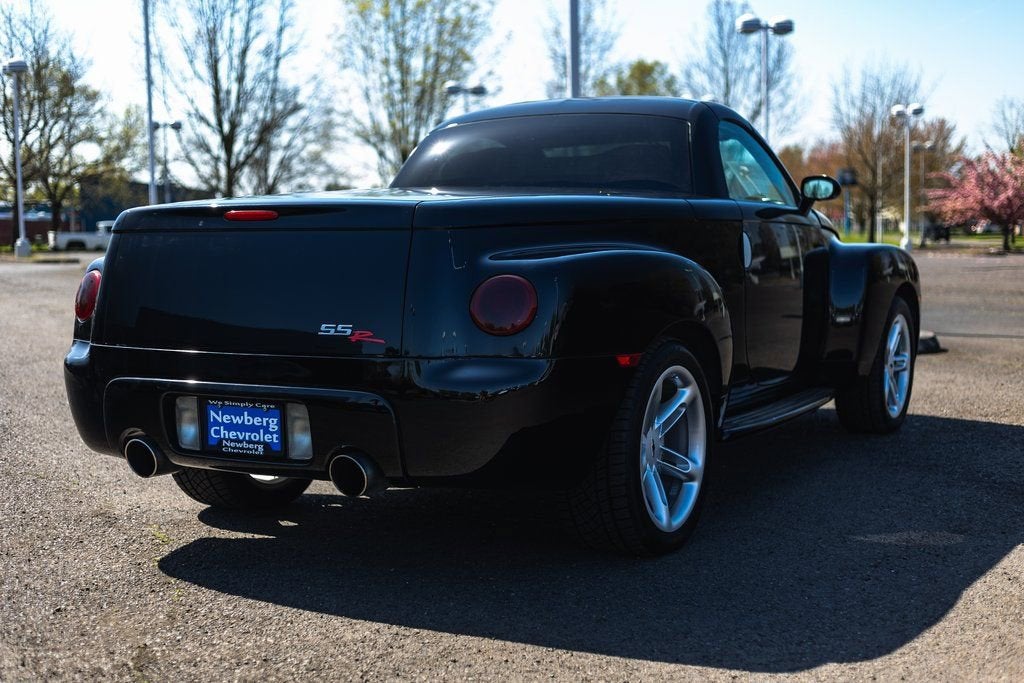 2004 Chevrolet SSR LS