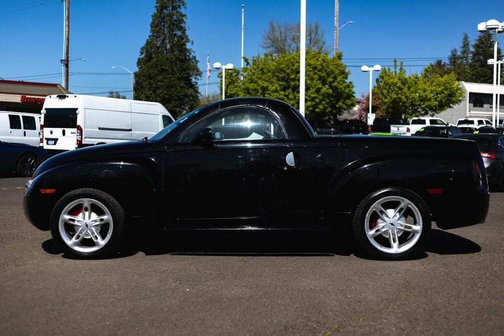 2004 Chevrolet SSR LS