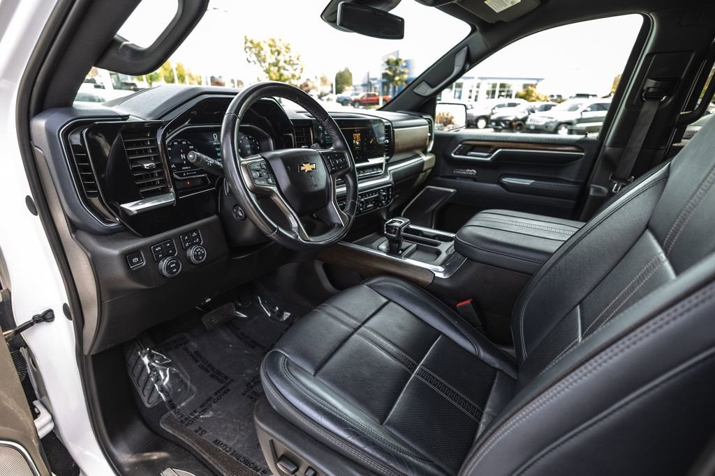 2023 Chevrolet Silverado 1500 High Country