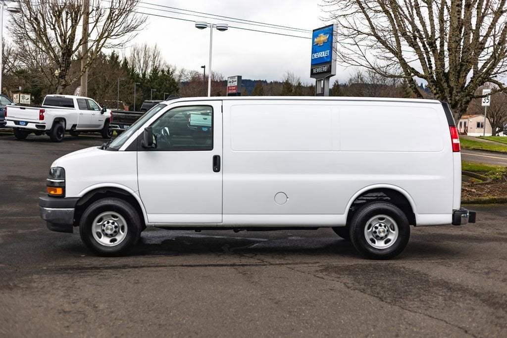 2024 Chevrolet Express Cargo 2500 WT