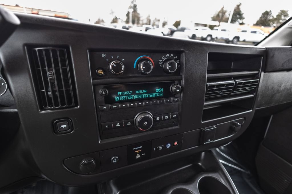 2024 Chevrolet Express Cargo 2500 WT