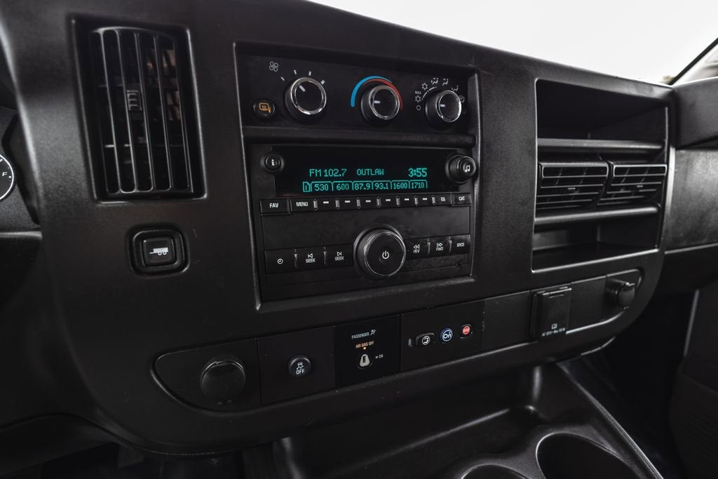 2024 Chevrolet Express Cargo 2500 WT