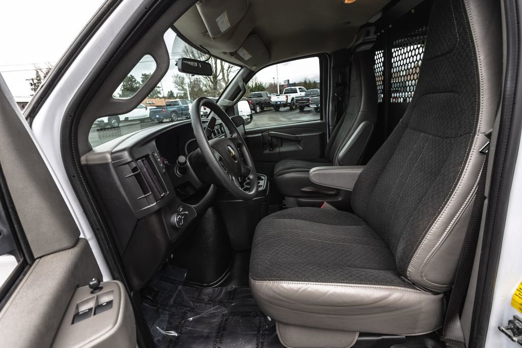 2024 Chevrolet Express Cargo 2500 WT