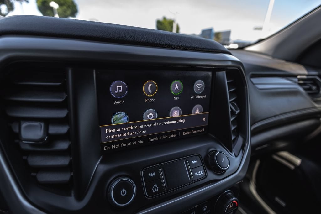 2023 GMC Acadia AT4