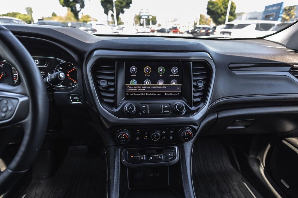2023 GMC Acadia AT4