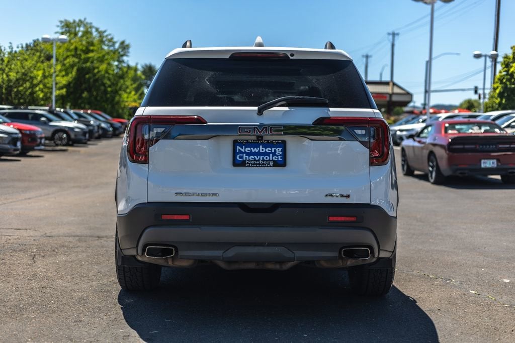 2023 GMC Acadia AT4