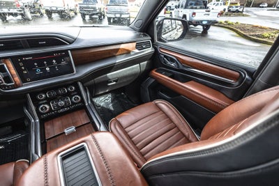 2023 GMC Yukon Denali Ultimate