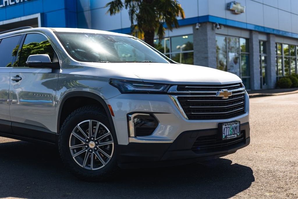 2022 Chevrolet Traverse LT Cloth