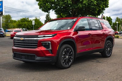 2025 Chevrolet Traverse LT