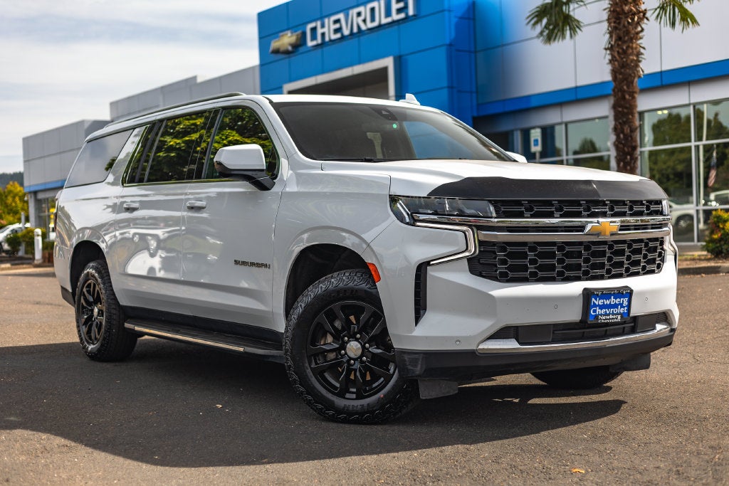 2022 Chevrolet Suburban LS