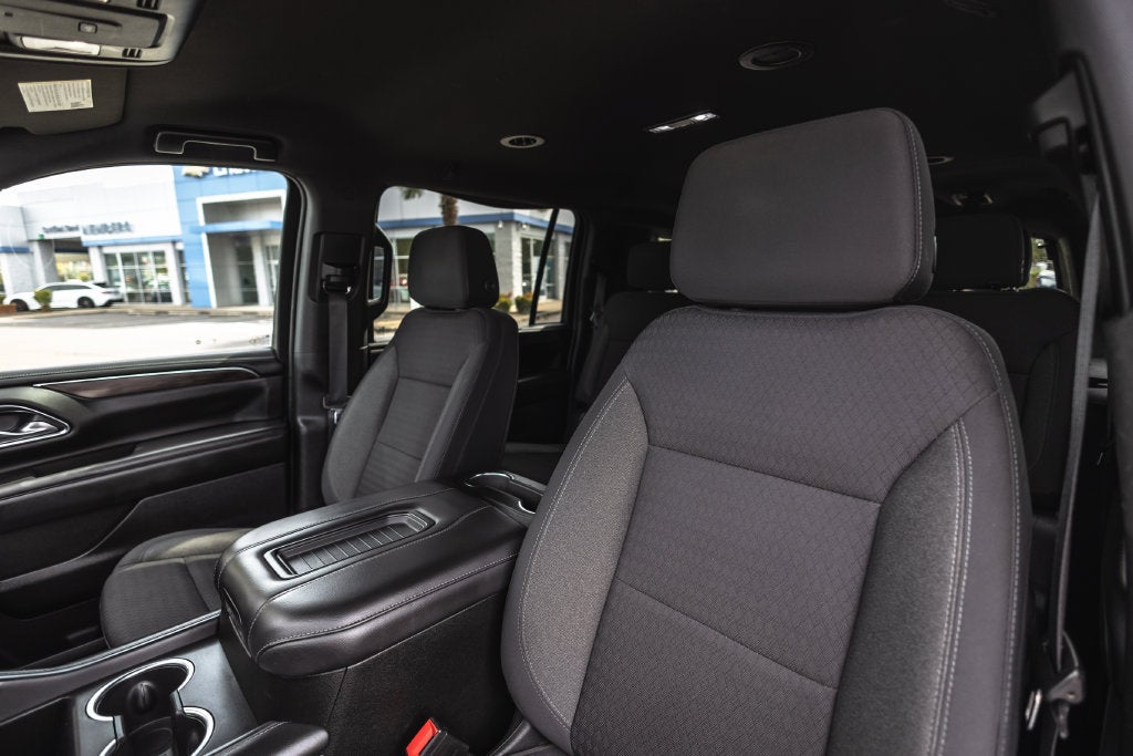 2022 Chevrolet Suburban LS