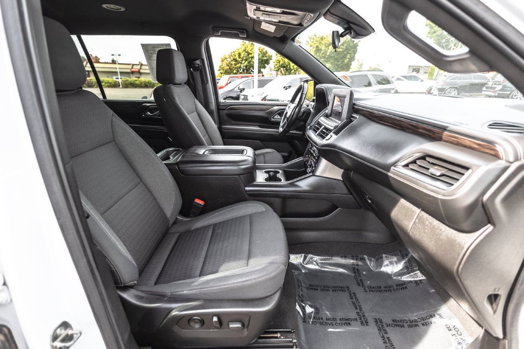 2022 Chevrolet Suburban LS