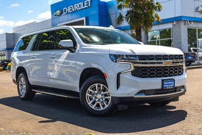 2022 Chevrolet Suburban LS