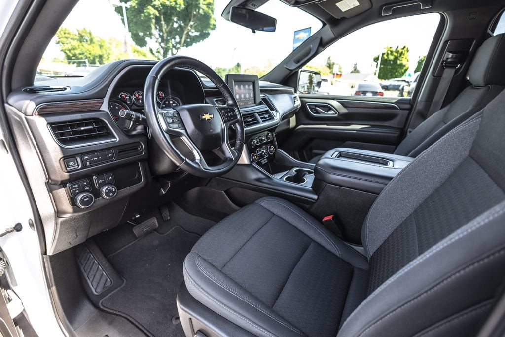 2022 Chevrolet Suburban LS