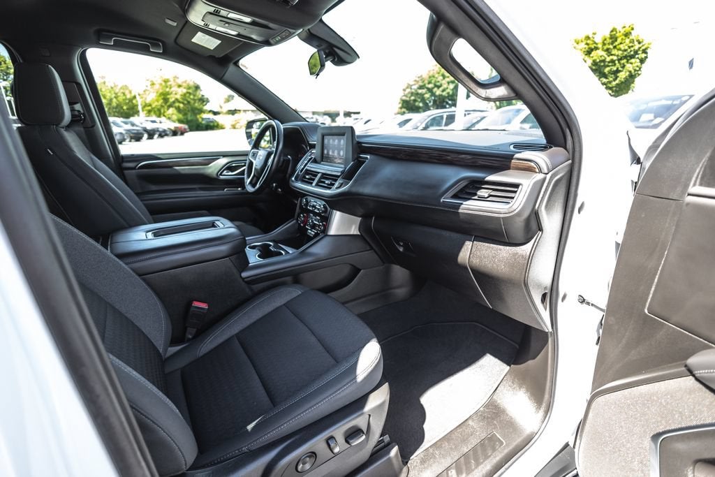 2022 Chevrolet Suburban LS