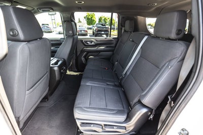 2022 Chevrolet Suburban LS