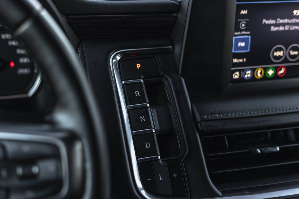 2024 Chevrolet Suburban LS