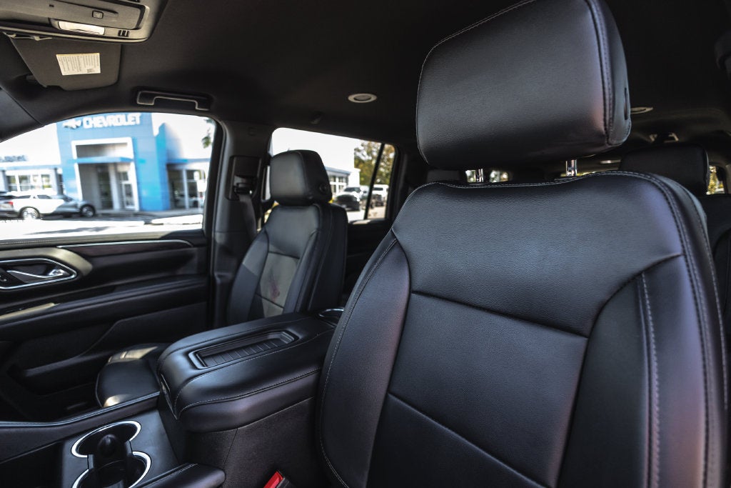 2024 Chevrolet Suburban LS