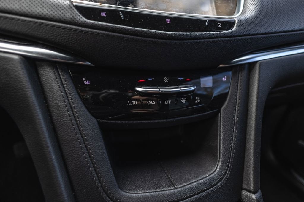 2021 Cadillac XT5 AWD Premium Luxury