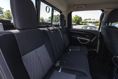 2021 Nissan Titan SV