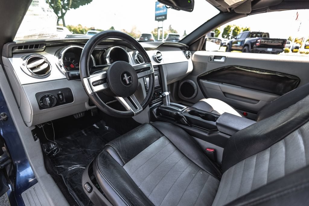 2007 Ford Mustang GT Deluxe