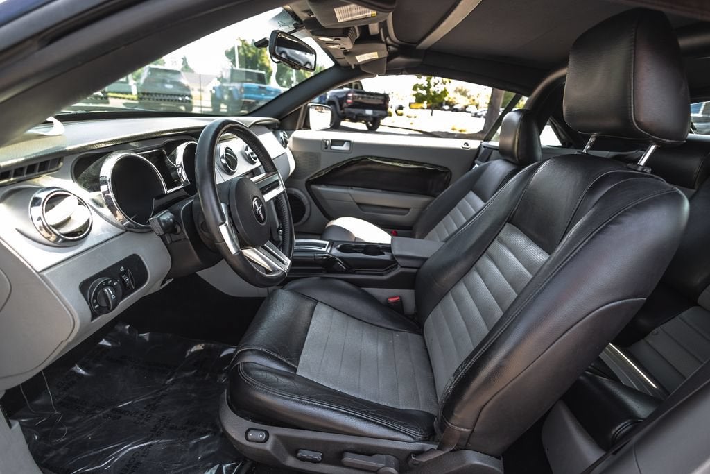 2007 Ford Mustang GT Deluxe