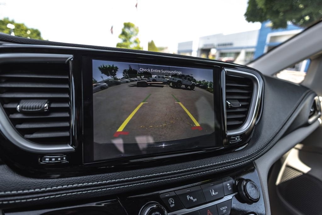 2024 Chrysler Pacifica Limited