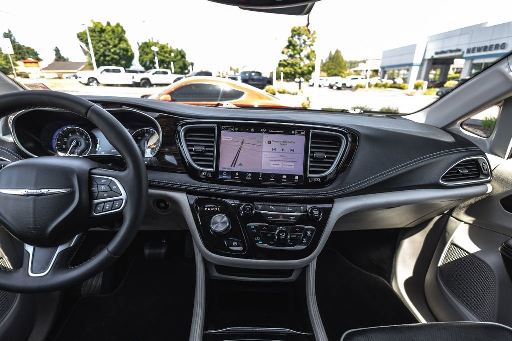 2024 Chrysler Pacifica Limited