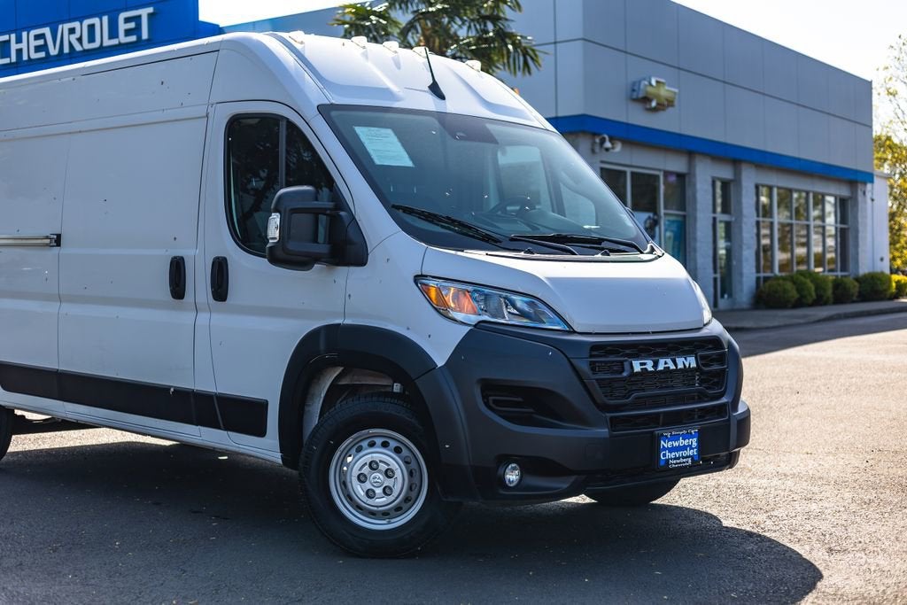 2025 RAM ProMaster Cargo Van Tradesman