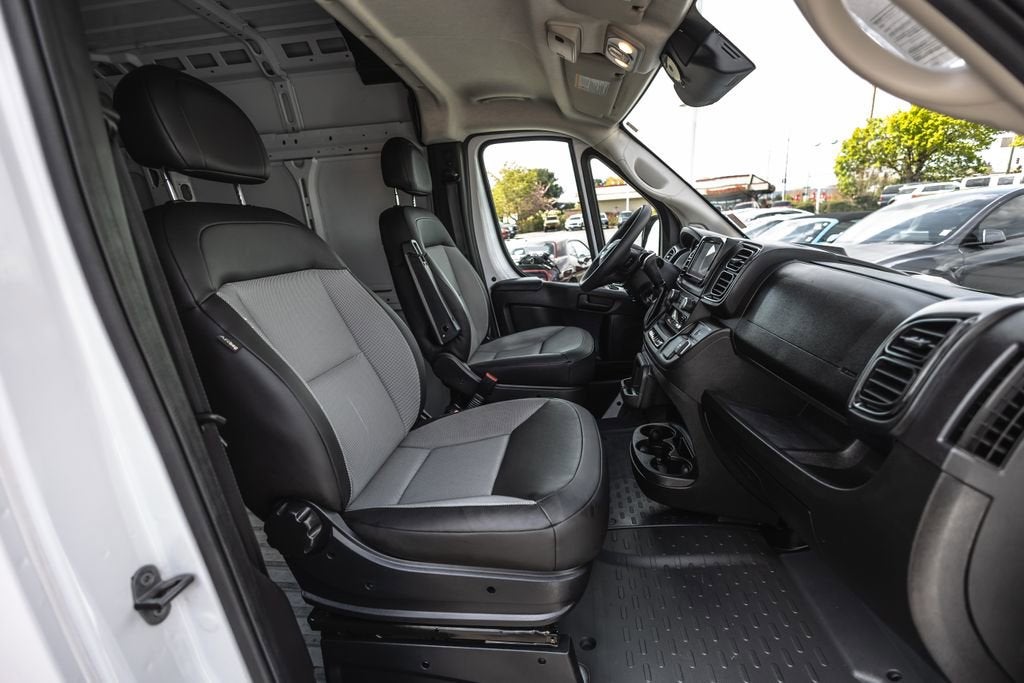 2025 RAM ProMaster Cargo Van Tradesman