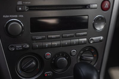 2005 Subaru Legacy Sedan (Natl) Base