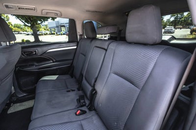 2019 Toyota Highlander LE