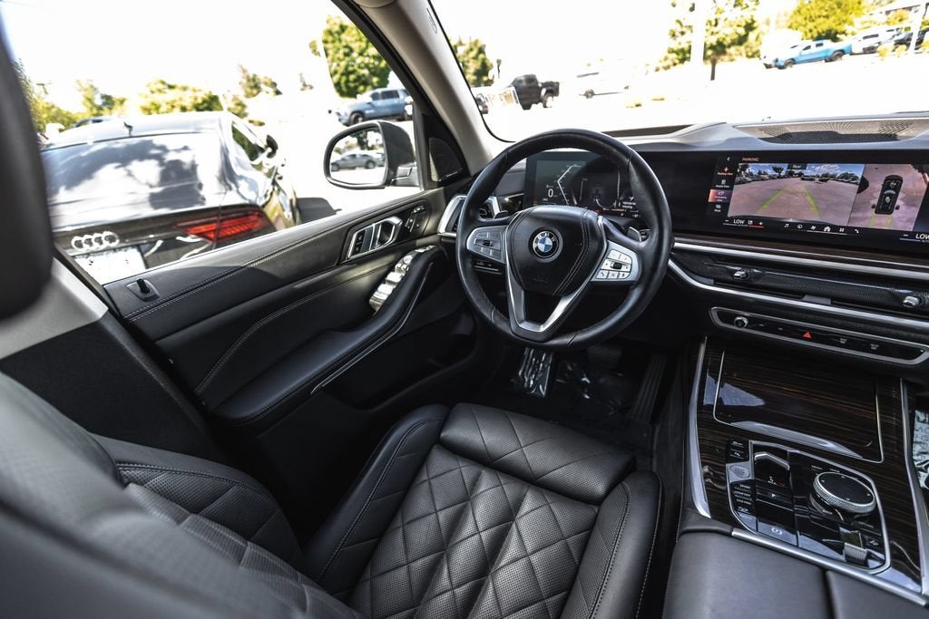2024 BMW X7 xDrive40i