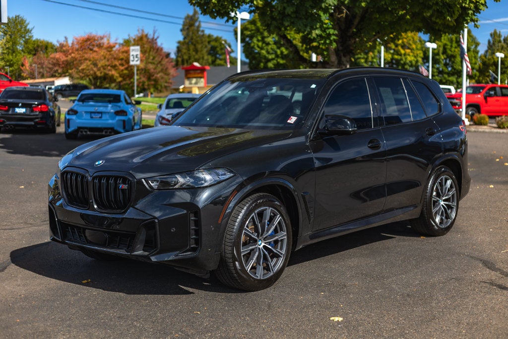 2025 BMW X5 M60i