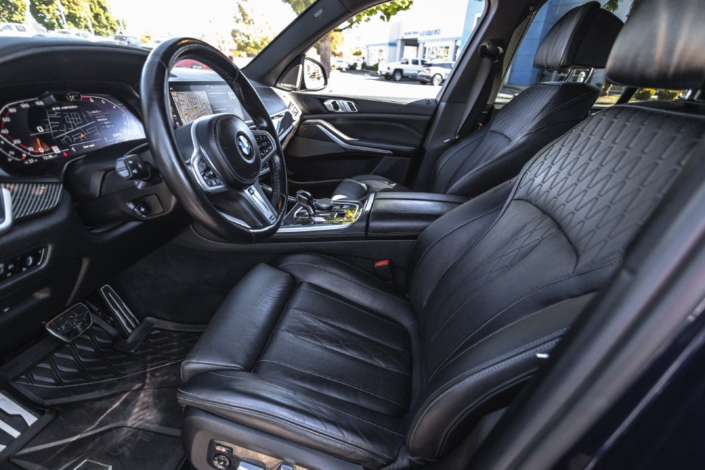 2022 BMW X5 M50i